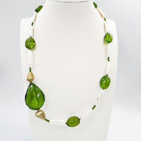 Green Amber & Pearls Nugget Beads Necklace