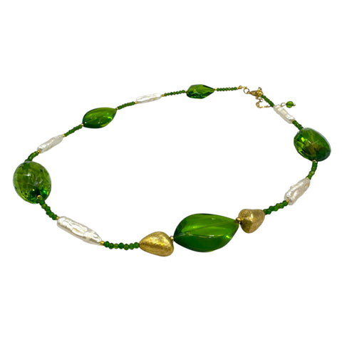 Green Amber & Pearl Flame Beads Necklace