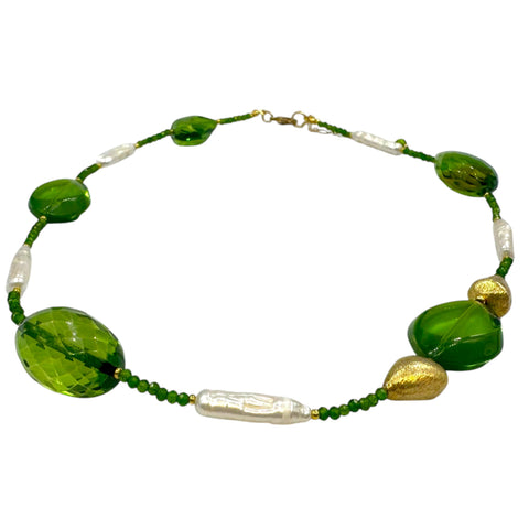 Green Amber & Pearl Flame Beads Necklace