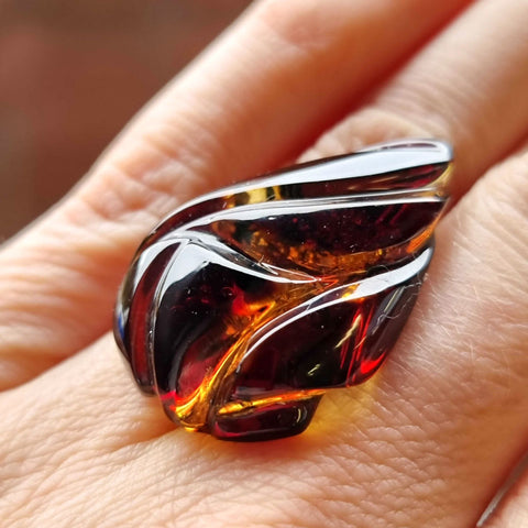 Gradient Color Amber Carved Drop Shape Cabochon