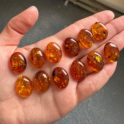 Cognac Amber Oval Shape 15x20 mm Cabochons