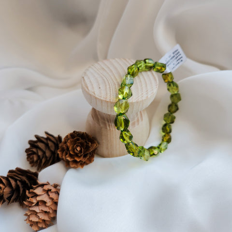 Green Amber Faceted Nugget Beads Stretch Bracelet