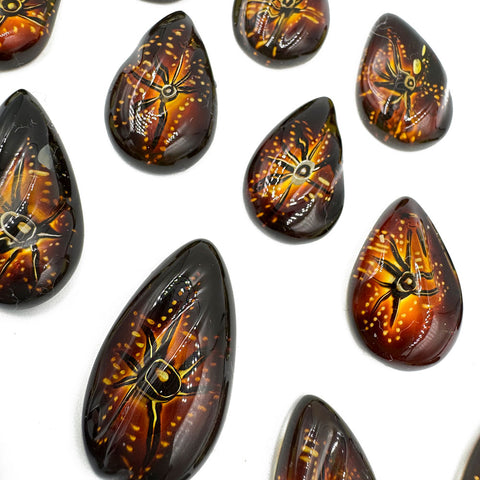 Gradient Color Amber Carved Drop Shape Cabochon