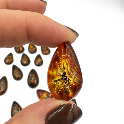 Gradient Color Amber Carved Drop Shape Cabochon