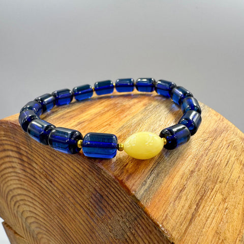Blue Amber Barrel Beads Stretch Bracelet