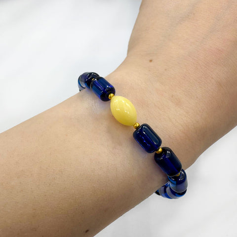 Blue Amber Barrel Beads Stretch Bracelet