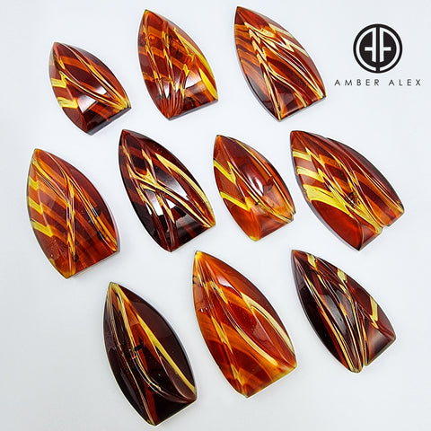 Gradient Color Amber Carved Shield Shape Cabochon