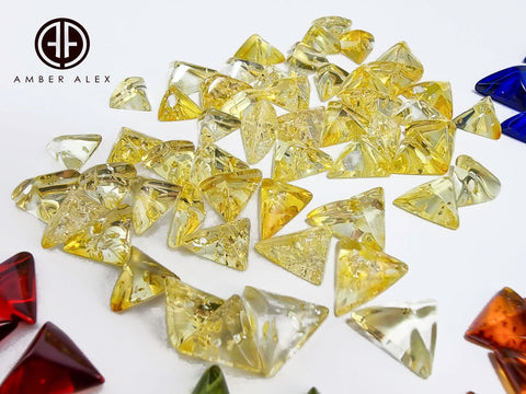 Lemon Amber Free Triangle Shape Cabochons