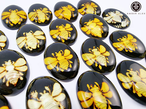 Cherry Amber Engraved Bee Oval Shape Cabochons