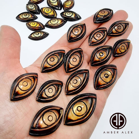 Gradient Amber Carved Eyes Cabochons