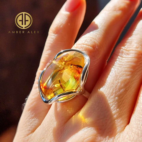 Natural color Amber Free Shape Bead Adjustable Ring Sterling Silver With Insect