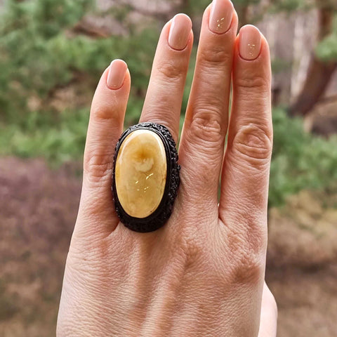 Milky Amber & Leather Adjustable Ring