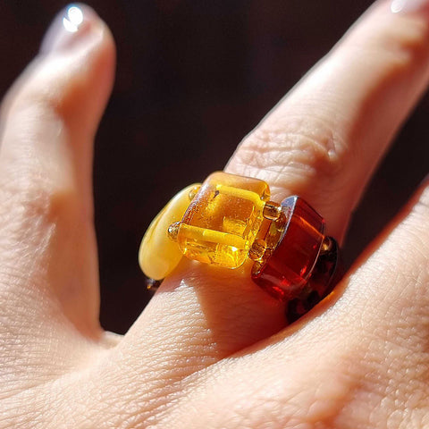 Multi-Color Amber Rectangular Bead Stretch Ring