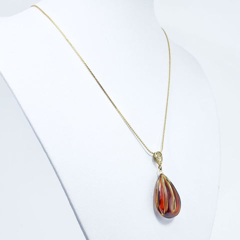 Carved Gradient Amber Drop Pendant & Chain Necklace 14K Gold Plated