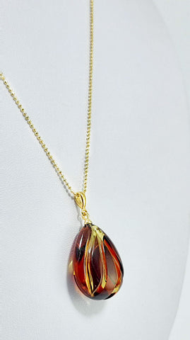 Gradient Amber Carved Drop Pendant & Chain Necklace 14K Gold Plated