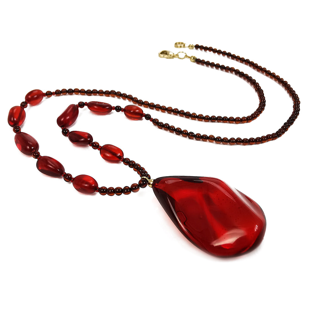 Red Amber Wave Pendant Beaded Necklace