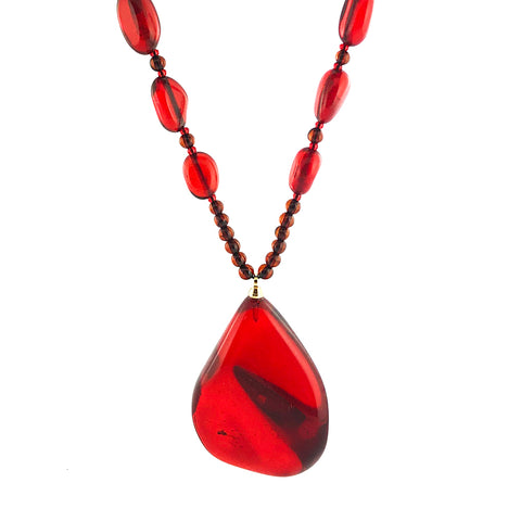 Red Amber Wave Pendant Beaded Necklace