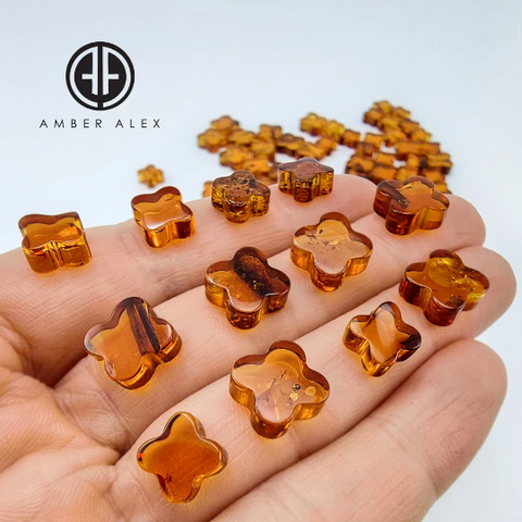 Cognac Amber Clover Calibrated Cabochon