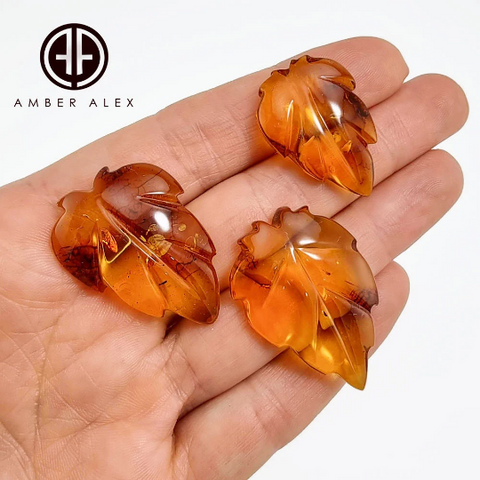 Cognac Amber Carved Puffed Leaf Stone