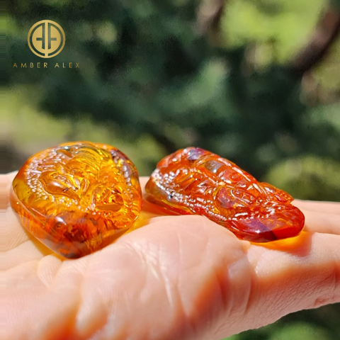 Cognac Amber Carved Lobster  Cabochons