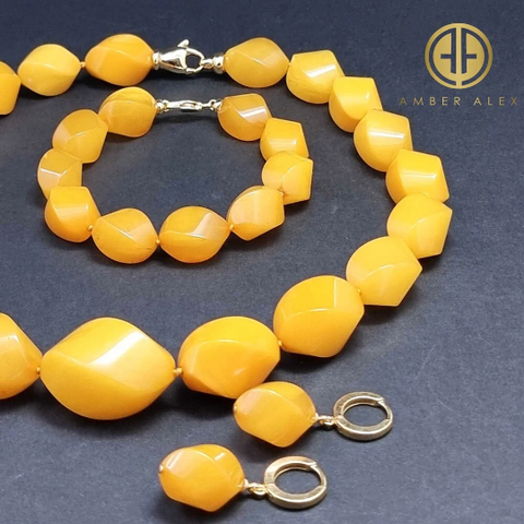 Antique Amber Twisted Olive Beads Necklace 14k Gold Plated